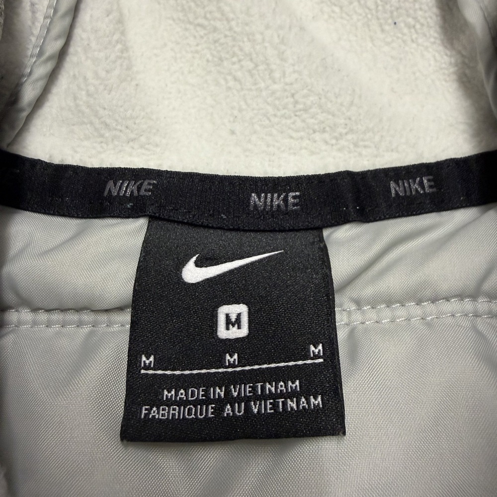 Nike Therma Fit Men's Gray Full Zip Hoodie Jacket Medium Lightweight Puffer - Picture 3 of 9